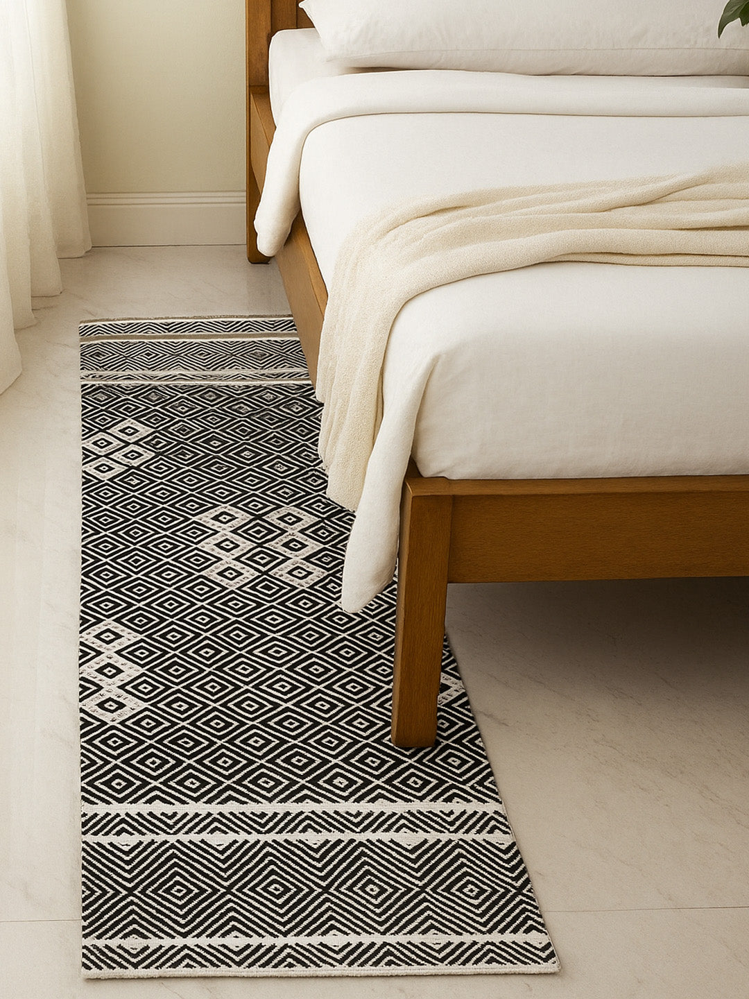 Bedside runner, cotton runner rug, sustainable floor mat, cotton hallway runner, printed cotton rug, eco friendly rug, 2x5 runner rug.